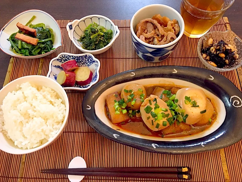 大根と卵のこってり煮   サツマイモのレモン煮   ほうれん草とベーコン炒め   ほうれん草の胡麻和え   かぶの生姜焼き   鶏皮とひじきと大豆の煮物|NAKATAさん