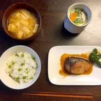 ブリの照り焼き
茶碗蒸し
グリンピースご飯|Yuiさん