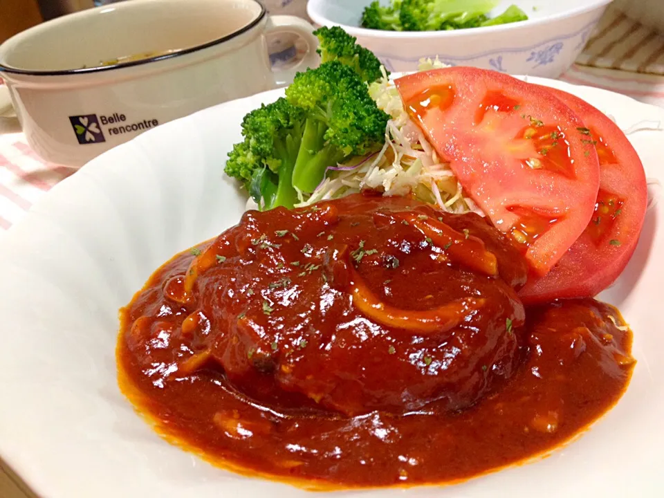 煮込みきのこハンバーグ♪|ひかるんさん