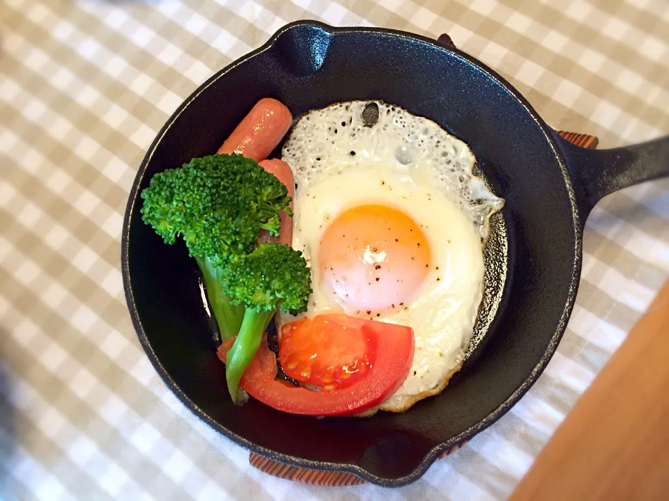 ニトスキやと普通の朝ごはんが手間かかってる様に見える☺️|Sanjiさん