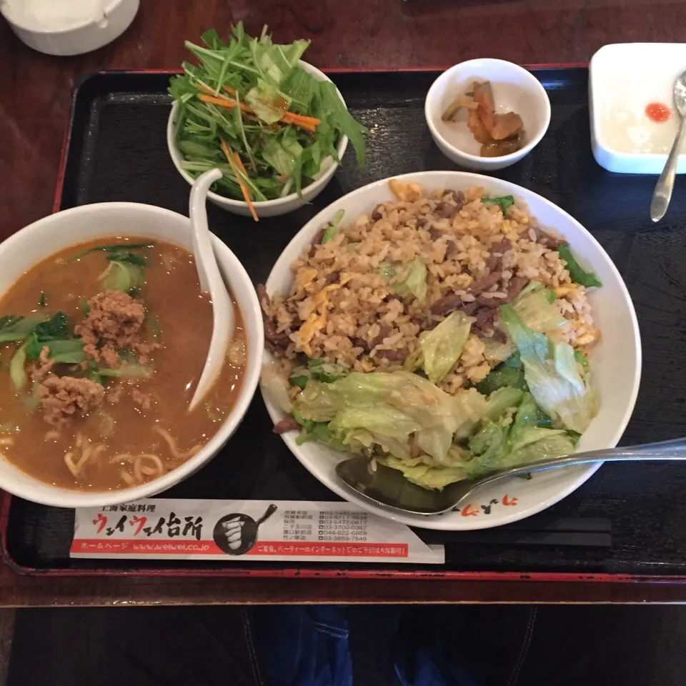 チャーハンと担々麺のセット|アクちゃんさん