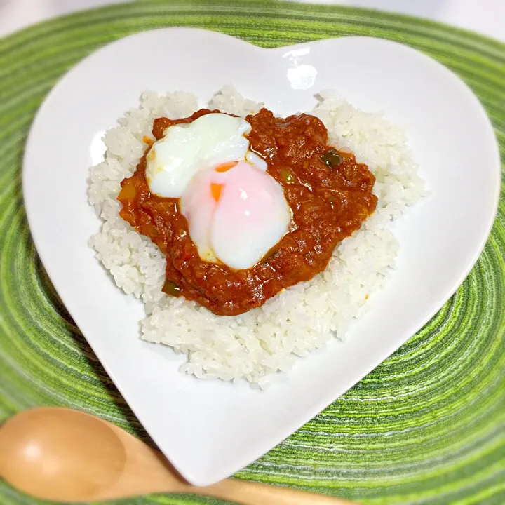 トマトとパプリカのカレー温玉のっけ|杏さん