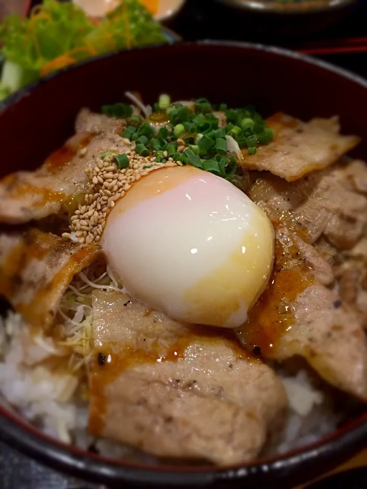 黒丼|タツボンさん