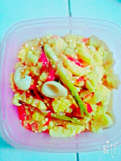 Tumis jagung muda (putren) telor puyuh bumbu kuning....
sedaaaaaaaaaaapnya|ita noeryantiさん