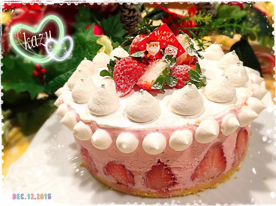 Snapdishの料理写真:🍓苺のヨーグルトムースを、アイスケーキに🎄|kazu★さん