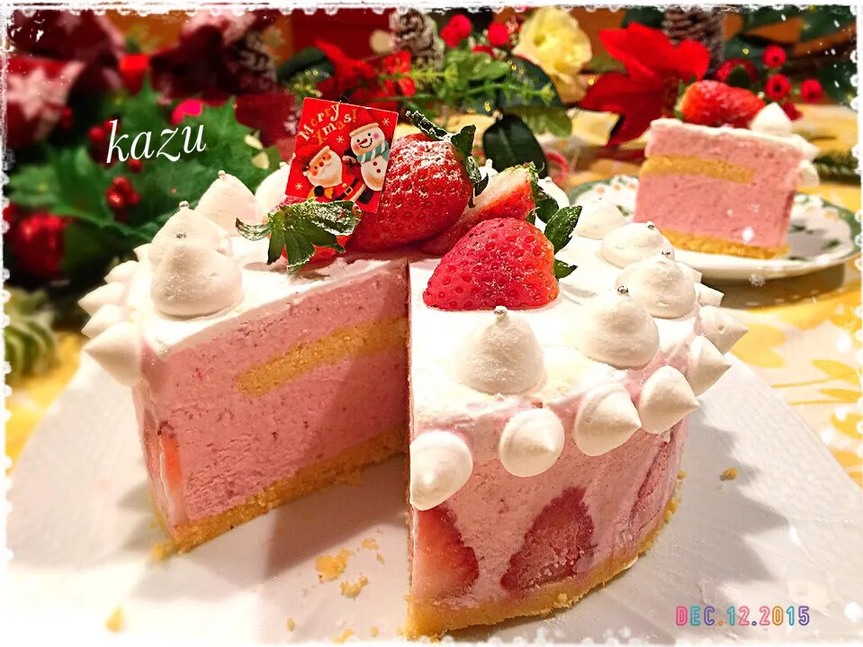 苺ヨーグルトアイスケーキ🎄の断面❤️|kazu★さん