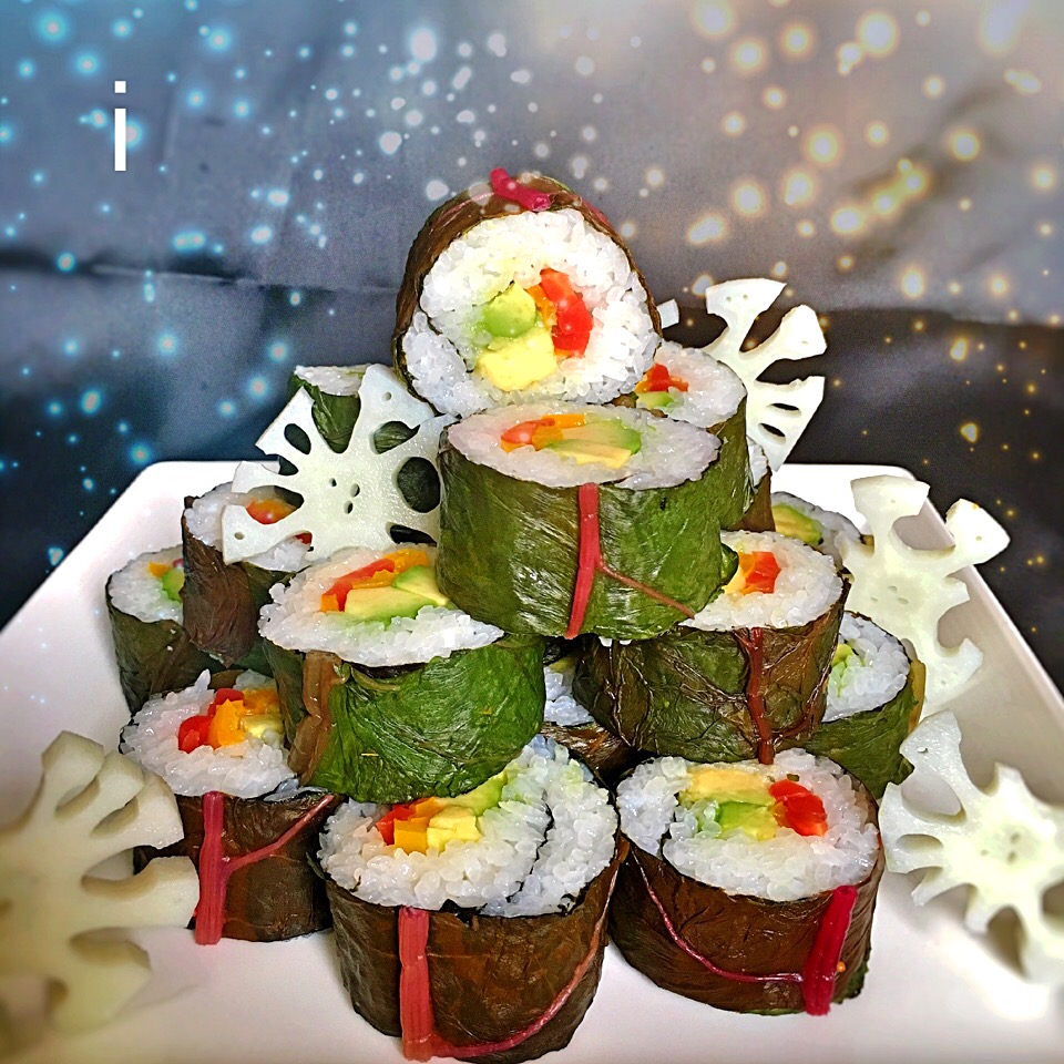 スイスチャードの巻き寿司 レンコンの甘酢漬けを添えて 【Swiss chard  SUSHI rolls served with rotus root pickles】