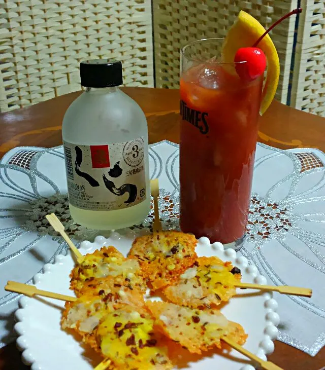 Snapdishの料理写真:🍸｢くらｯティーマリー&パリパリチ―ズ｣|*ママちゃん*さん