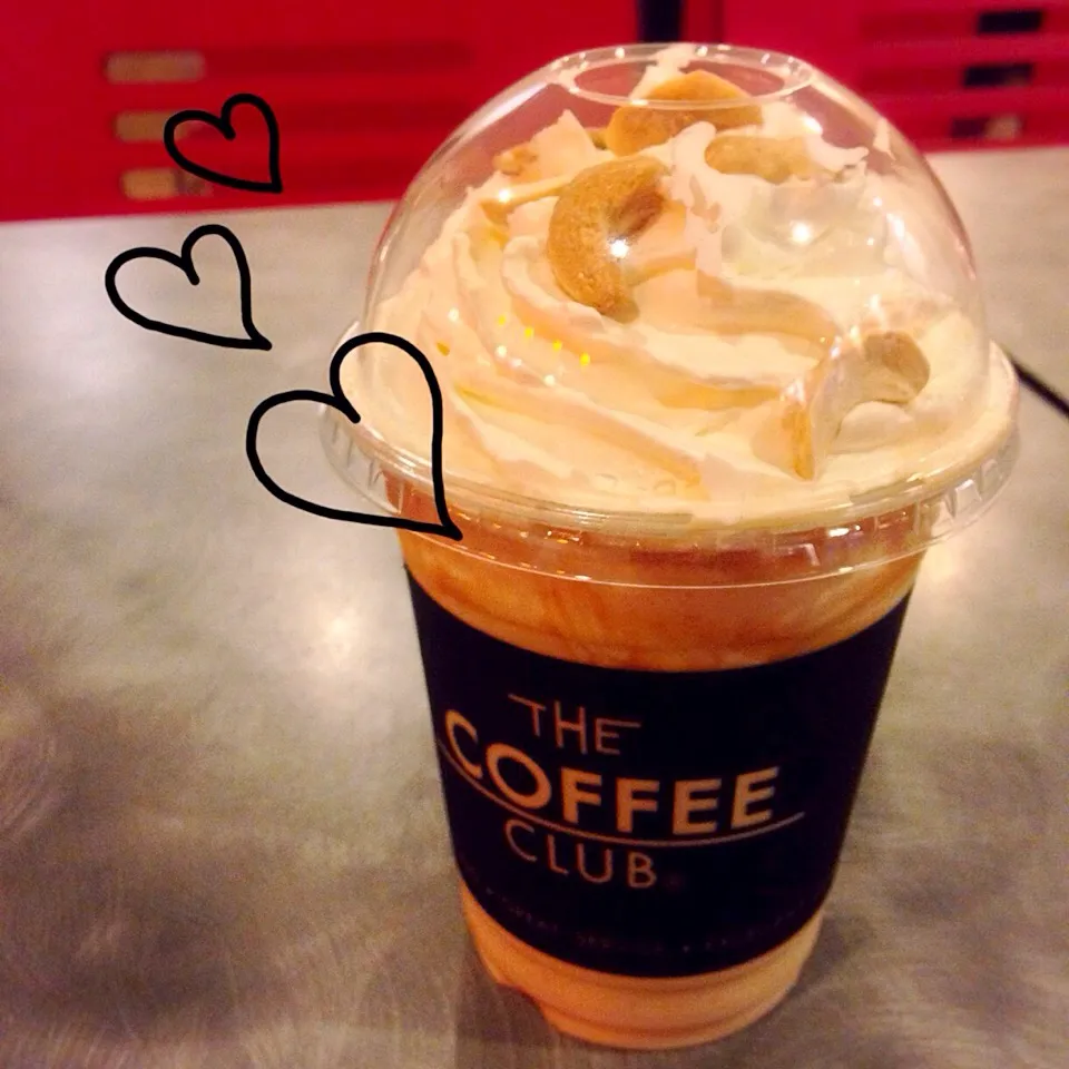 Peanut Butter Toffee Frappé ☕️ แก้ง่วงก่อนขึ้นเครื่อง ✈️✨|pimonpakさん