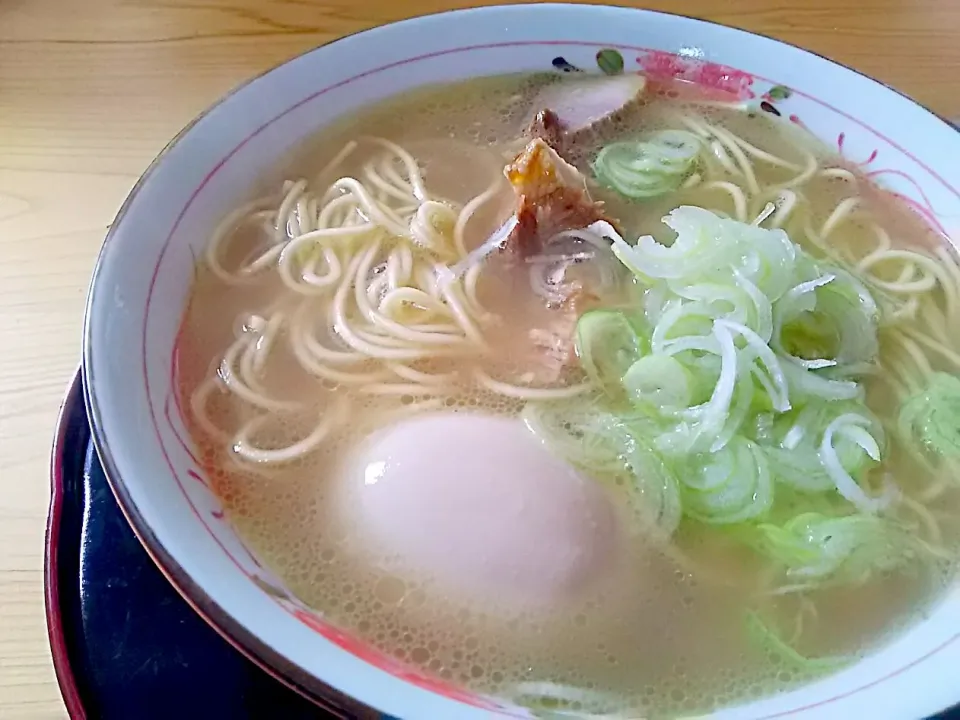 鶏白湯ラーメン|ぐんちゃんさん