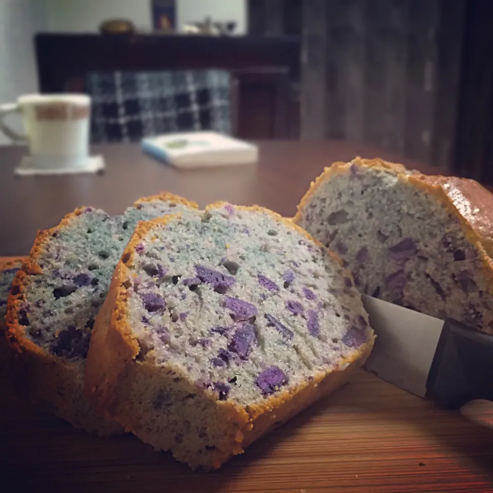 Purple sweet potato pound cake.|nori.co.jpさん