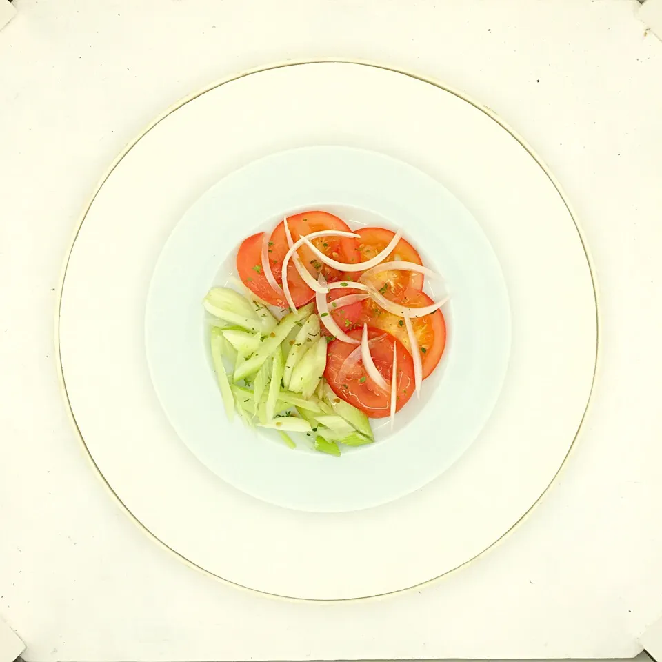 Salad cucumber and tomato.|CuliboAppさん