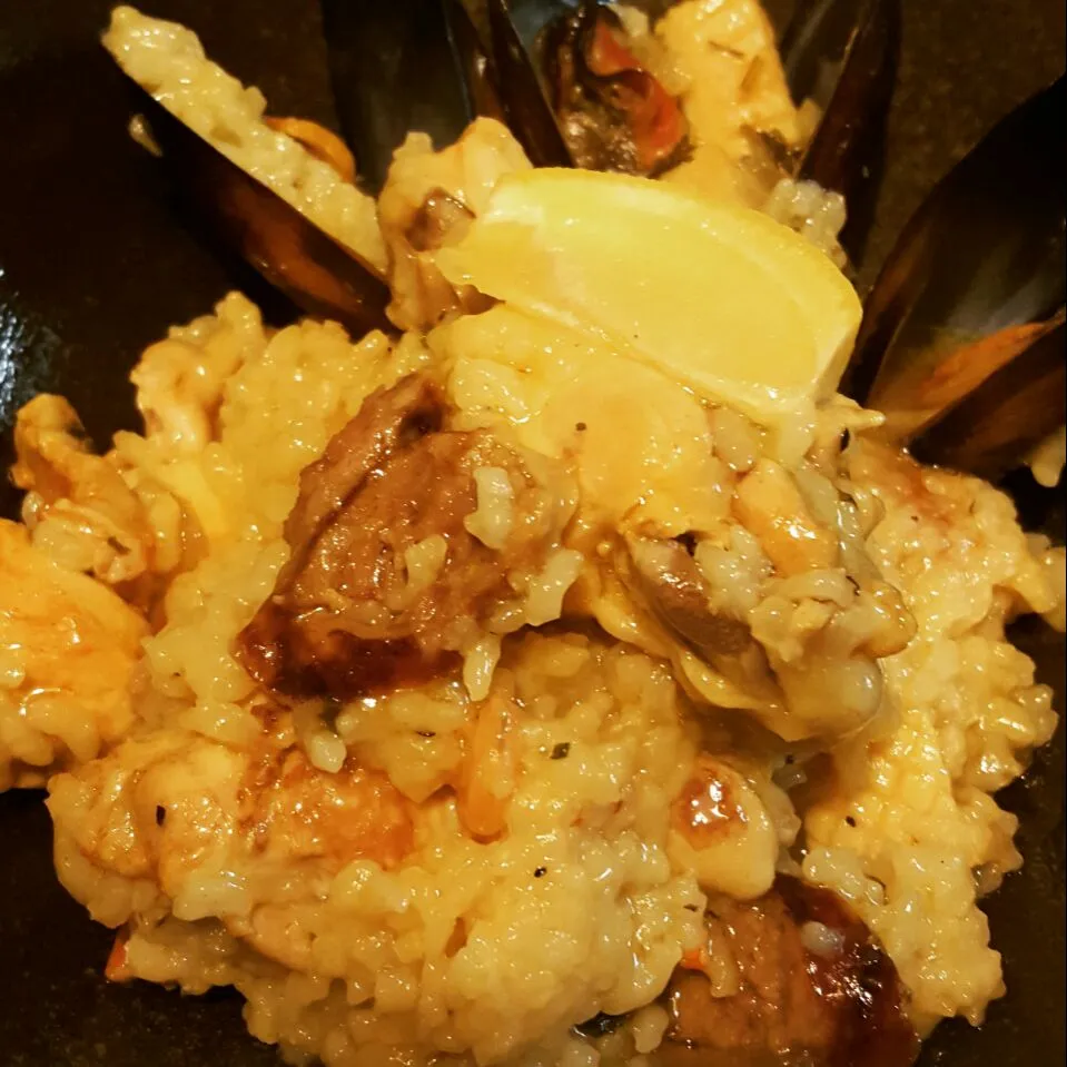 Chicken & Seafood Paella|Emanuel Hayashiさん