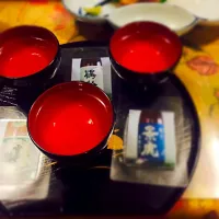 Snapdishの料理写真:日本酒三種飲み比べ|ようこうさん