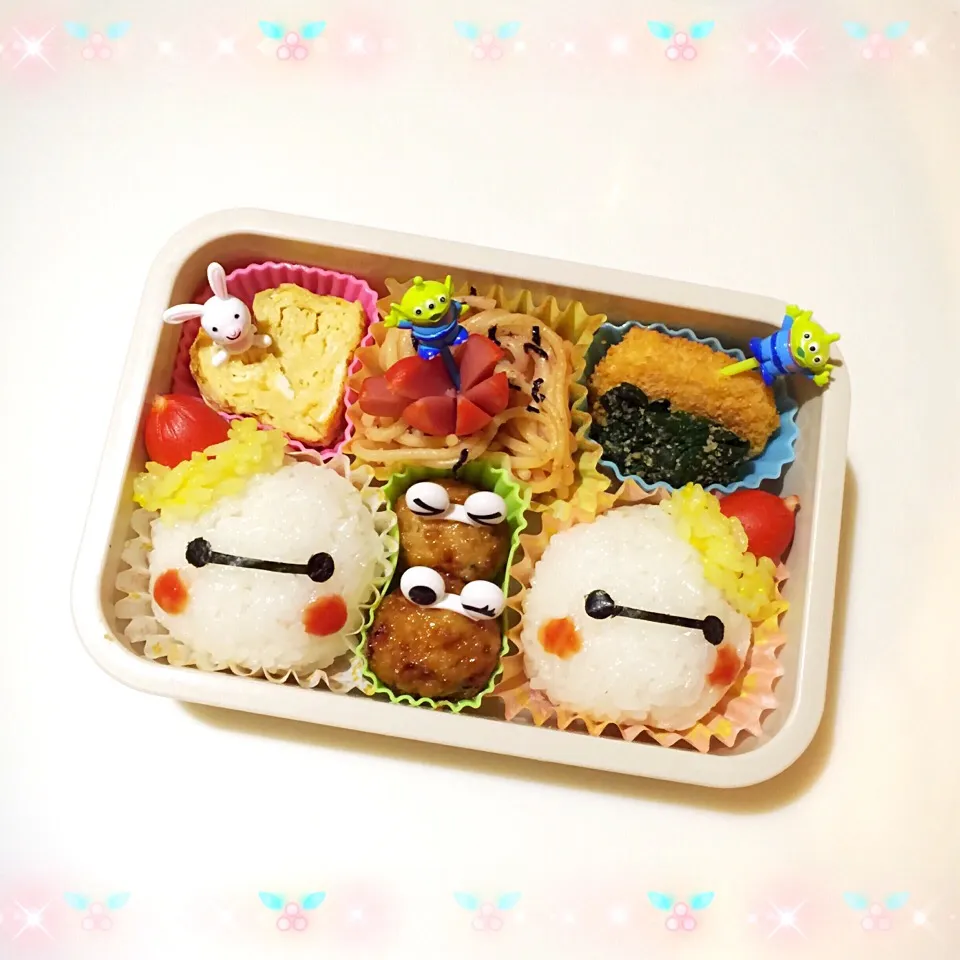 Snapdishの料理写真:ベイマックスもクリスマス🎄弁当|Makinsさん