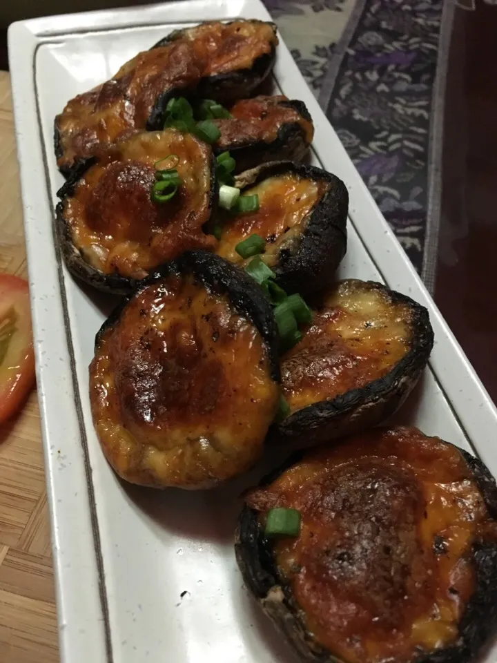 Baked Portobello Mushroom with Cheese.|Joha Hassanさん