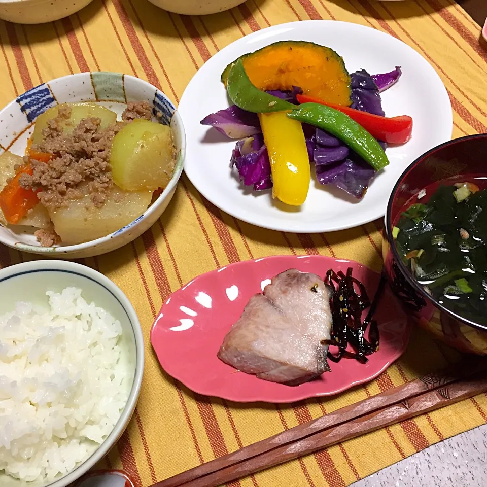 大根そぼろ煮・ホットサラダ・鰤の塩焼き|Yuko Kisoさん