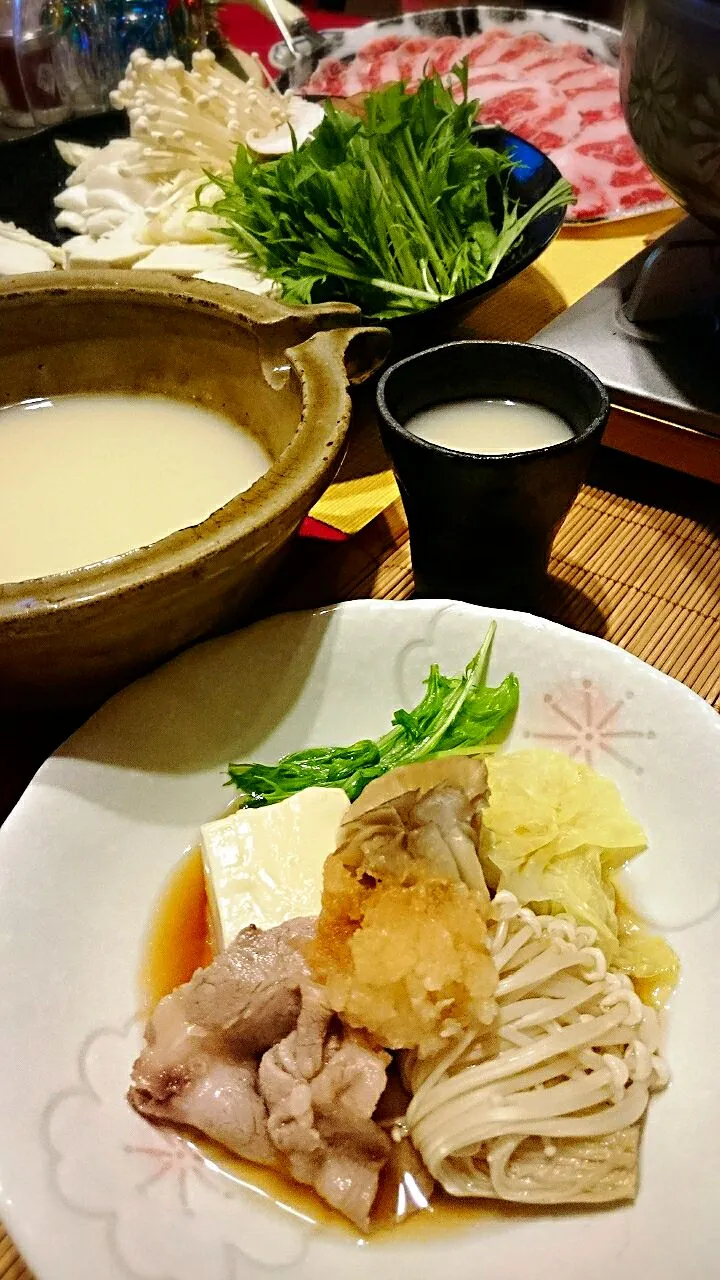 イベリコ豚のしゃぶしゃぶ🍴にごり酒🍶(^-^)v|ナムナムさん