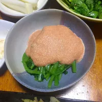 Snapdishの料理写真:春菊明太マヨ和え|Hiroki Sakagamiさん