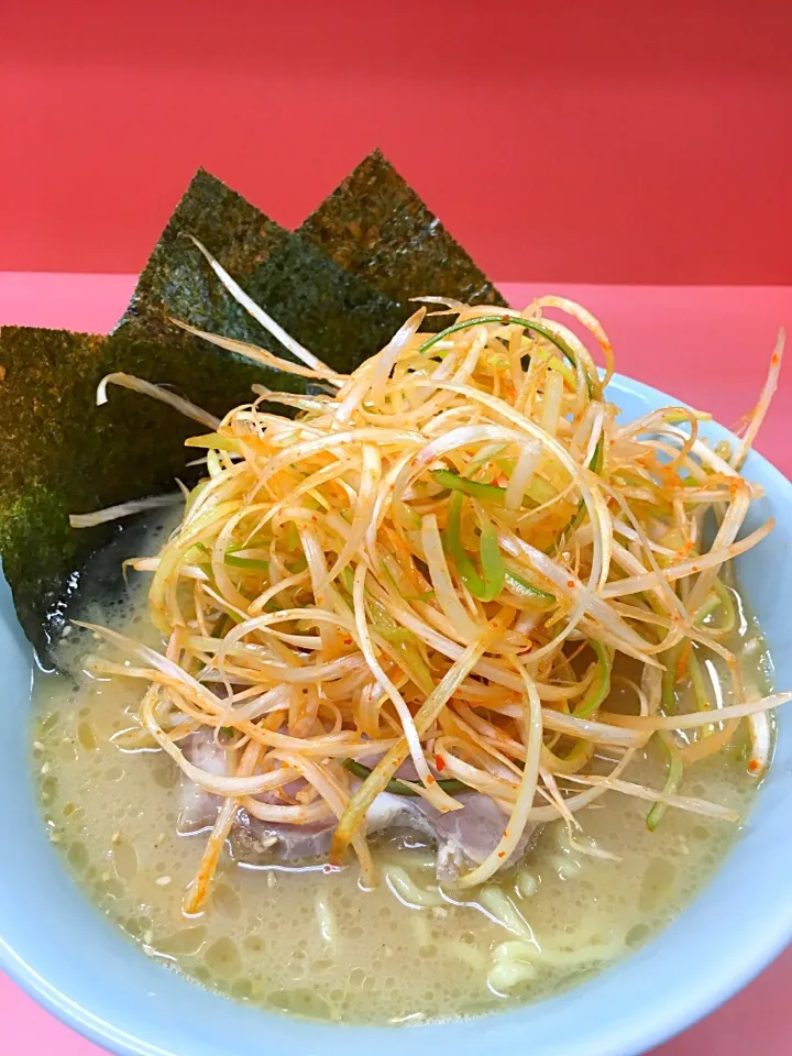 Snapdishの料理写真:千家のねぎラーメン@横浜 根岸|Yasuhiro Koikeさん