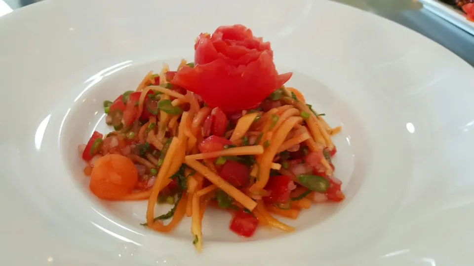 Sum Tom (Green Papaya Salad)|Louis Rodriguezさん