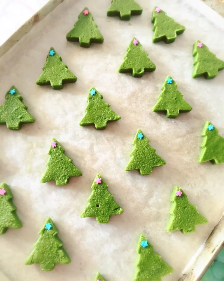 Before baking - Matcha shortbread 
抹茶ショートブレッド|coxiella24さん