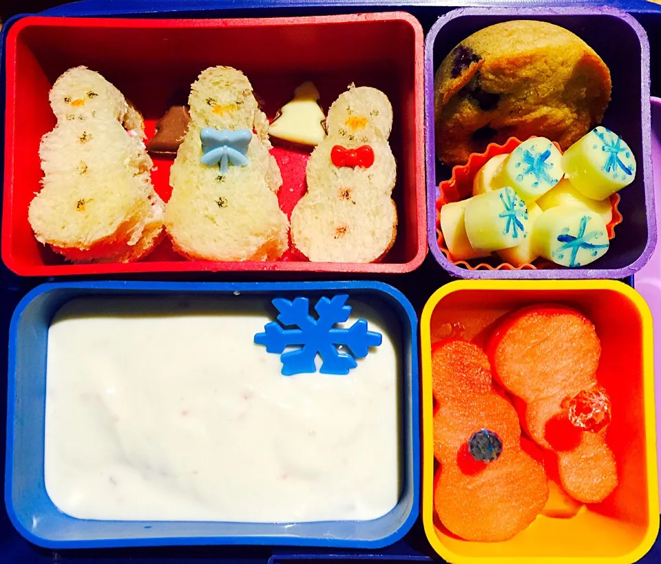 Snowman Bento with Cheese Snowflakes|Cheryl Melnickさん