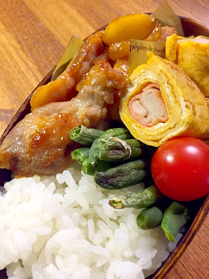 鶏肉とじゃがいもの甘辛バター弁当|onixisさん