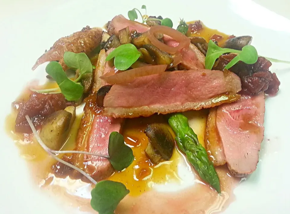 Snapdishの料理写真:Pan seared farm duck breast with wild mushrooms,  asparagus,  tomato jam, and smokey onion bourbon glaze. #fuckyeah|Chef John Thomas Tapper IIさん