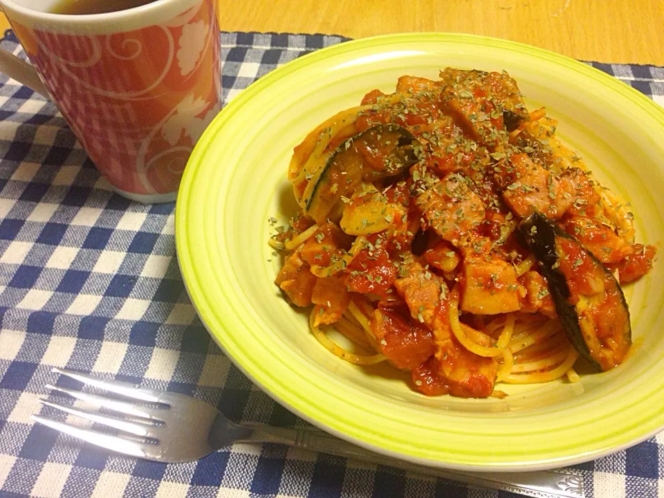 べーことナスのトマトパスタ|トニーさん