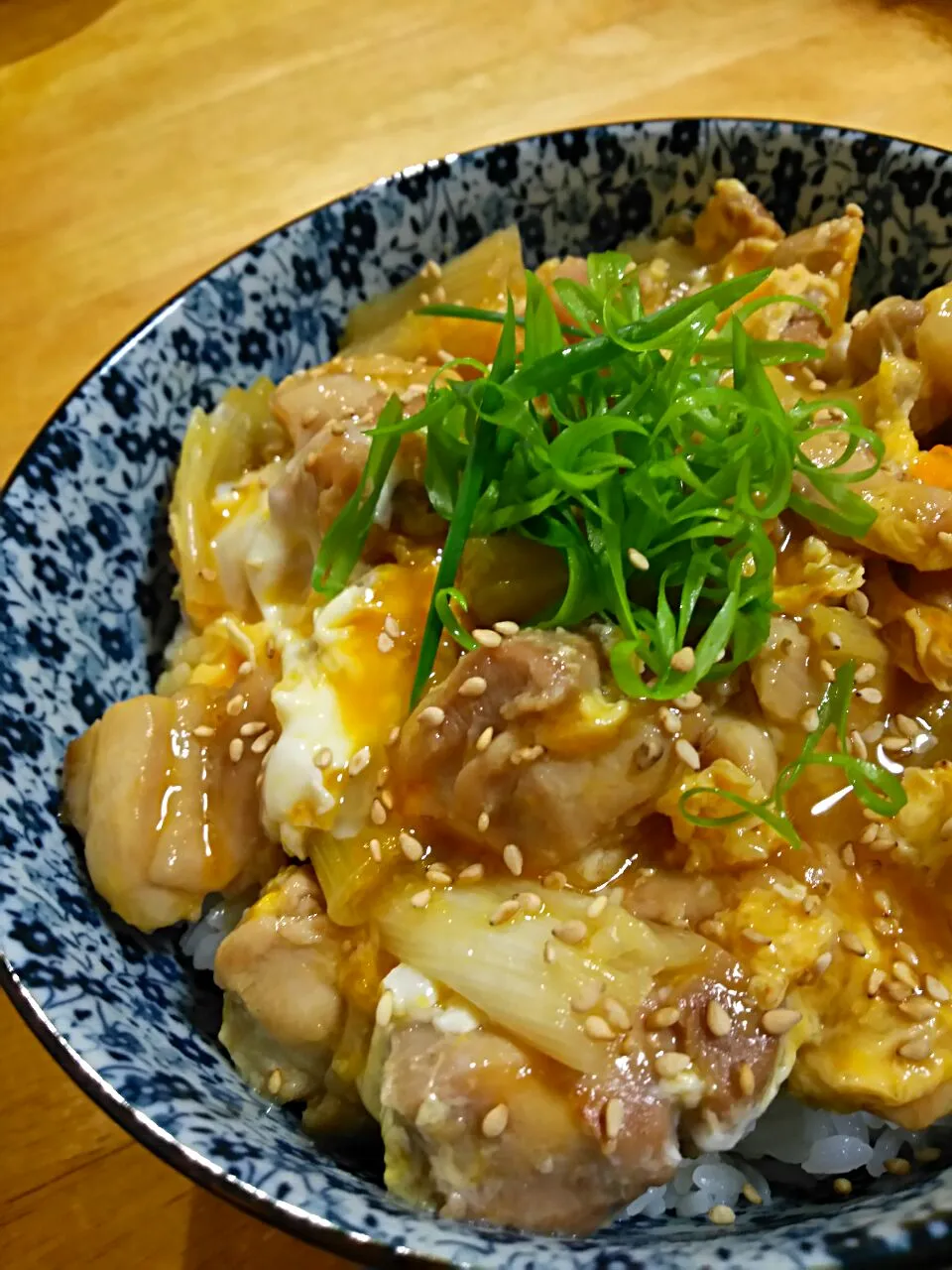 ねぎ塩の親子丼 しみてる場合|徳之島トトロンヌさん