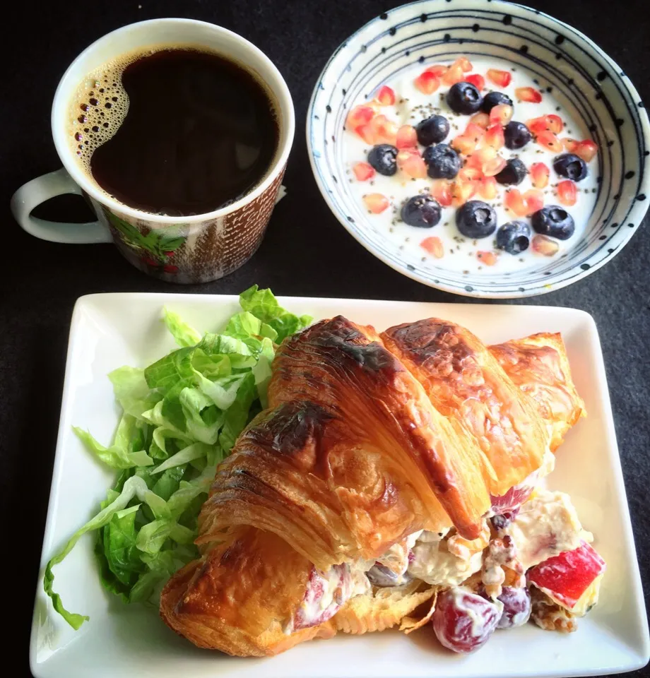 Croissant with Waldorf salad, yogurts with fruits and ☕️ for breakfast|coxiella24さん