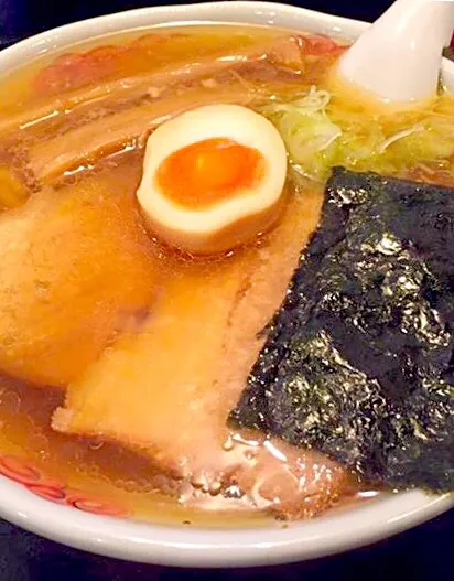 寒いと何となく温まるメニューになっちゃうんだよなぁ⁈ ランチは、極ウマ醤油ラーメン|zeroweb_bossさん