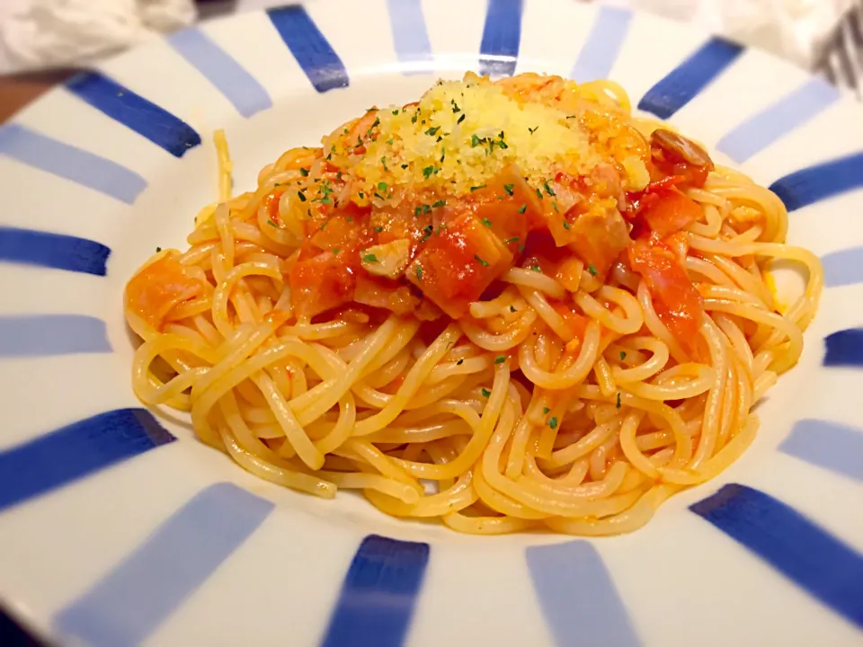 ベーコンのトマトクリームパスタ🍝|カナさん