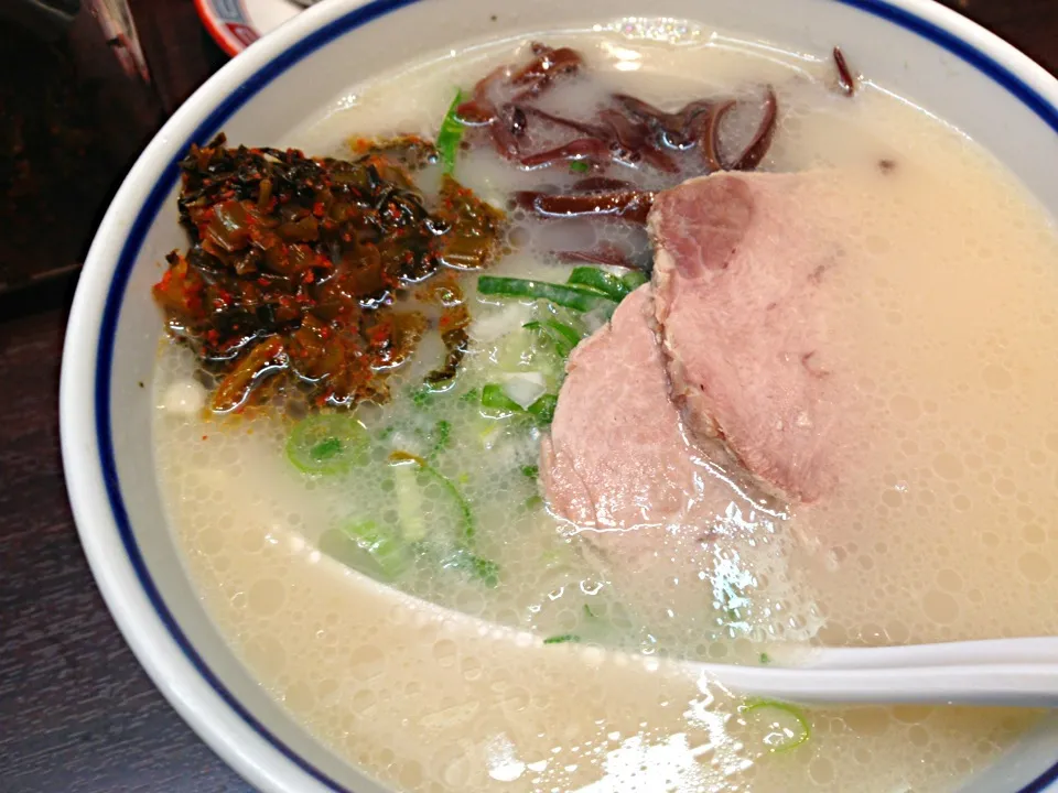 ミニ築炉窯出しとんこつラーメン⭐元祖 名鳥亭|小林美緒さん