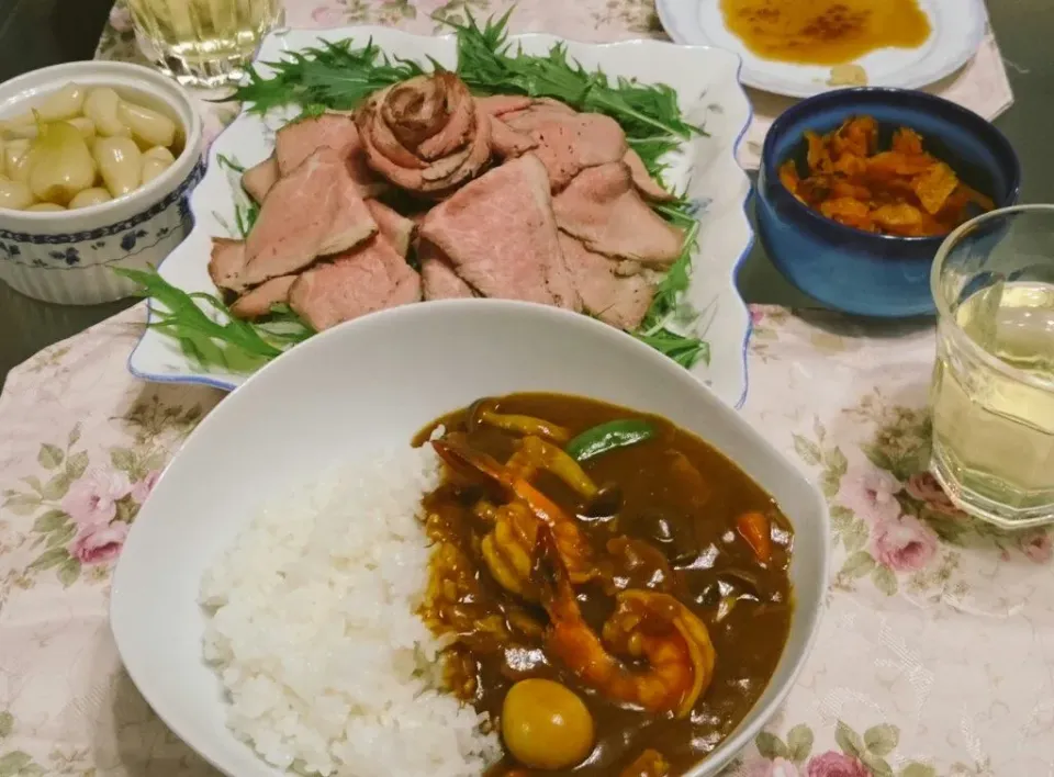 プリプリ海老のシーフード🍛カレー
竹輪とうずらの卵入り🎵|らんちゃんさん