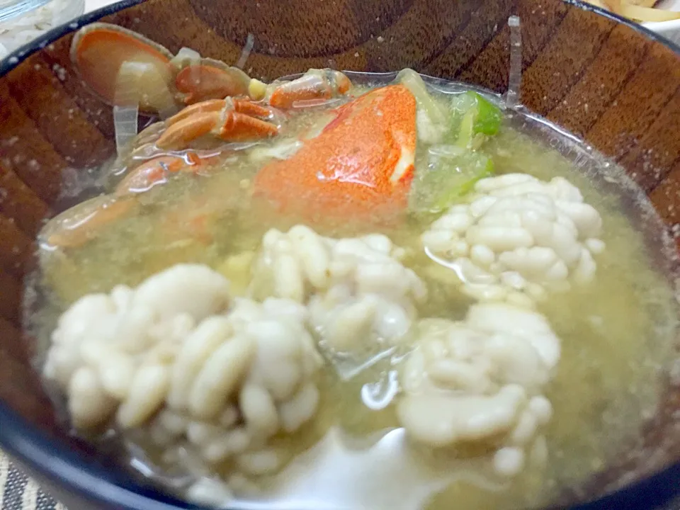 Snapdishの料理写真:ヒラガニのお味噌汁に白子をぶっこむお味噌汁♡|はるかさん