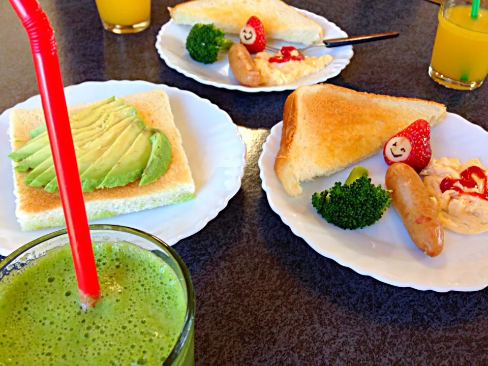 Breakfast with my kids|viviさん