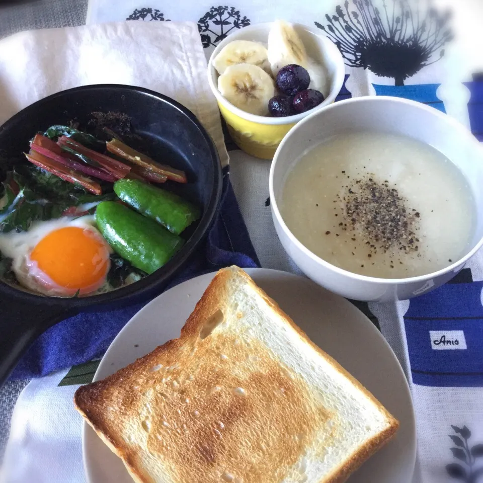 今日の朝ごはん|ぺんぎんさん