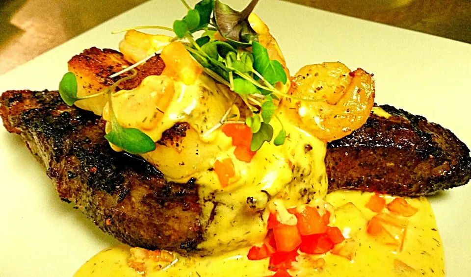 sous vide  new York strip with pan seared sea scallops,  shrimp,  and lobster marsala cream|Chef John Thomas Tapper IIさん