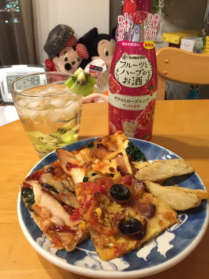 フルーツとハーブのお酒
Pizzaにも合います(*^o^*)|rinnさん