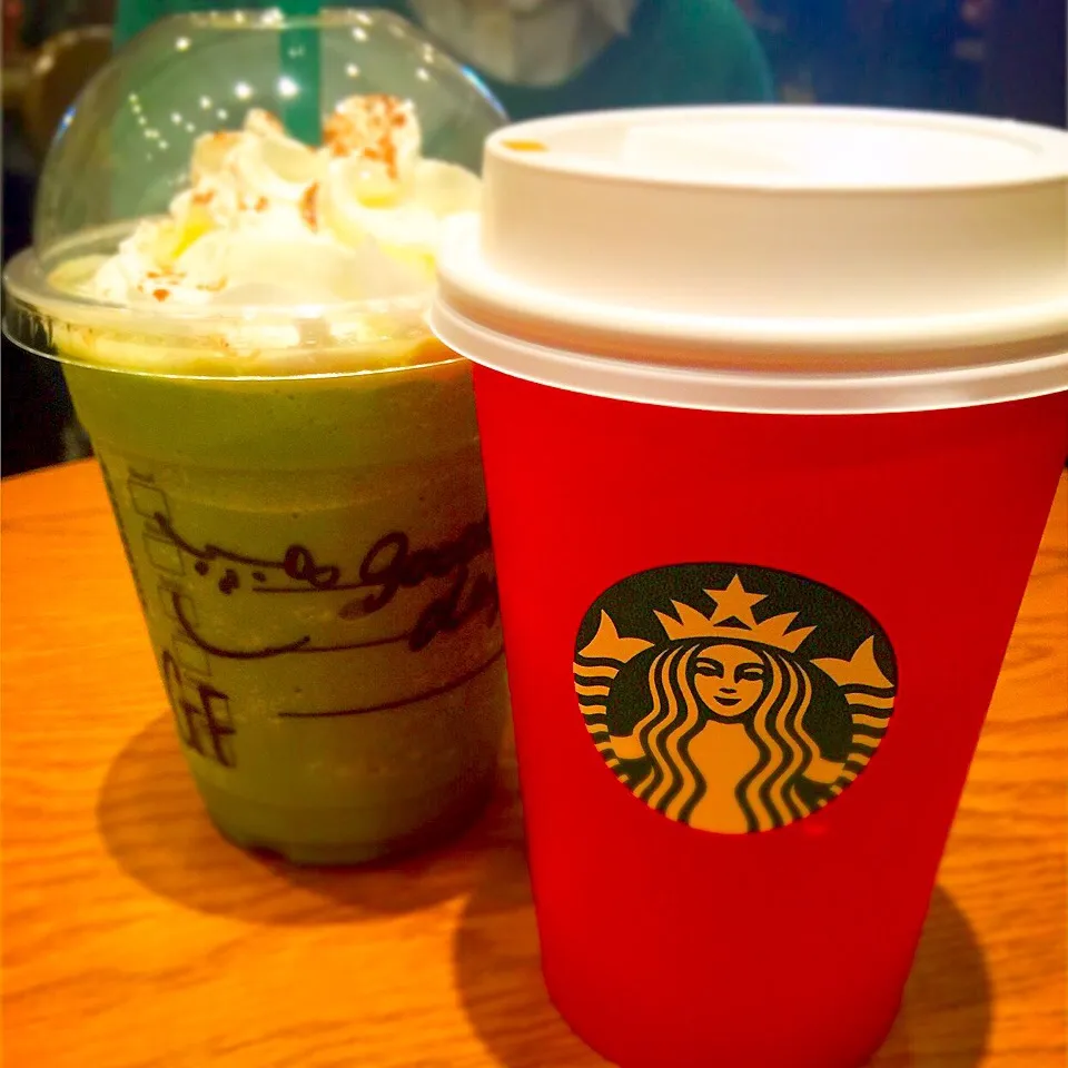 Snapdishの料理写真:コーヒー&クリームホワイトモカ
抹茶クリームフラペチーノ|りんりんさん