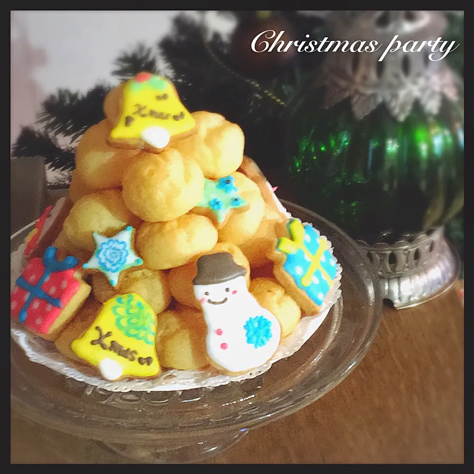 即席！ 簡単 プチシューツリーケーキ🎄
 〜アイシングクッキーを飾って♡|えりさん