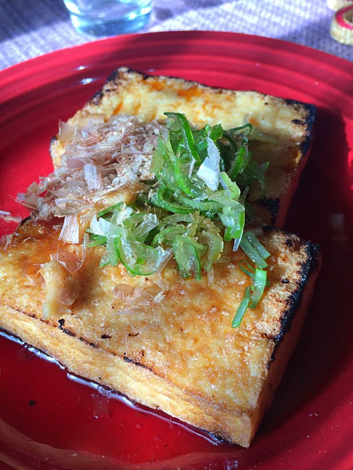 Sunday afternoon snacks.. Grilled fried tofu|Nigelさん