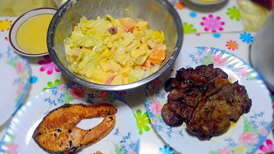 Saturday night dinner: Pork Chops with Ceasar Salad and Chicken and Corn Soup|Rinielさん