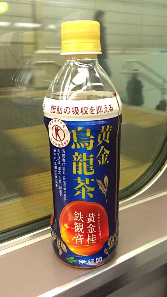 たまには、こういう聖水沐浴もよろしいではないかと✋…でも、きっと誰も信じてくれないんだ😢|にゃあ（芸名）さん