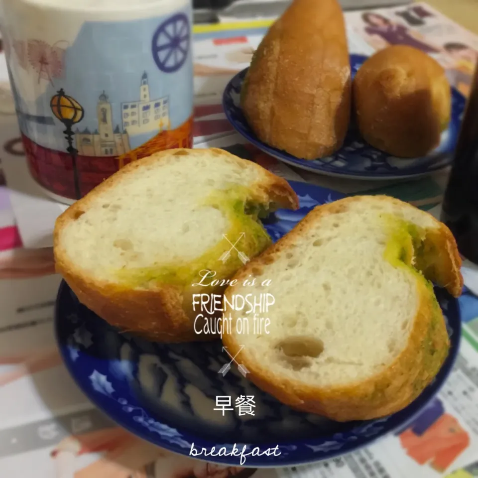 Snapdishの料理写真:Lite麵包店的外帶麵包，breakfast stay at home|手牽手一起過好日子。さん