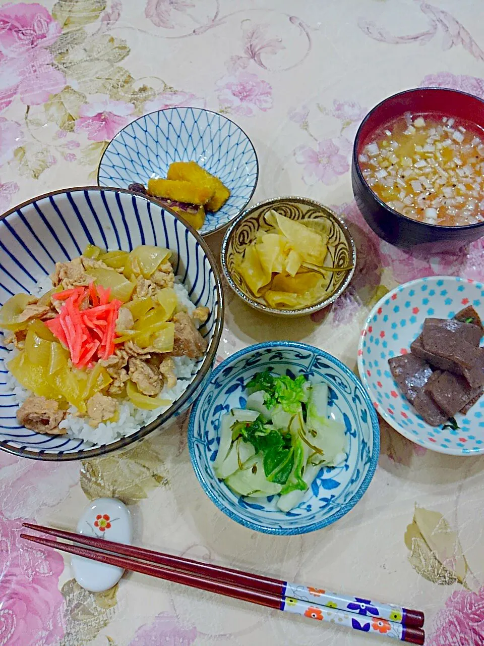 豚丼🎶白菜の浅漬け😁常備菜３品|たえさん