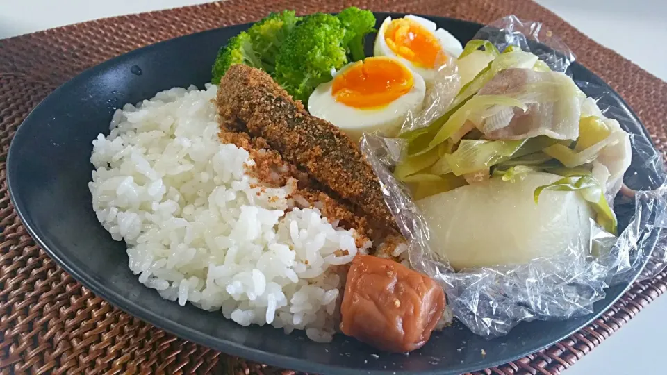 九条葱と大根のあっさり煮、金胡麻鰯弁当|Ssさん