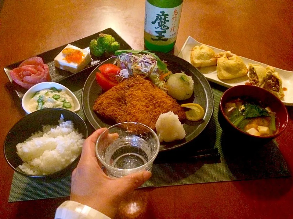 Today's dinner🍴前菜･鯵ﾌﾗｲ･納豆の油揚げ包み･大和芋&ｵｸﾗ･白飯･お豆腐と小松菜のお味噌汁|🌈Ami🍻さん